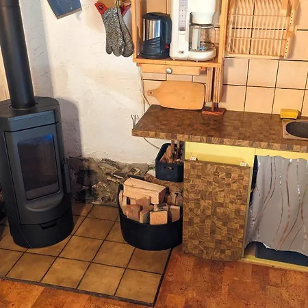 בית נופש Arode Huette Harzilein - Romantic Tiny House On The Edge Of The Forest Zorge